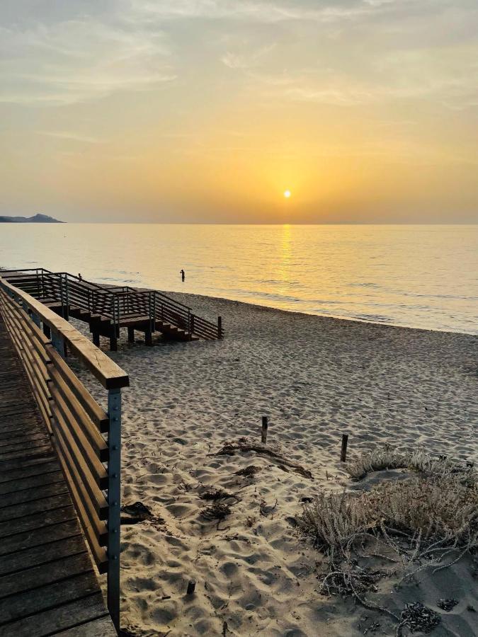Zaffiro Casa Vacanze Al Mare Valledoria Kültér fotó